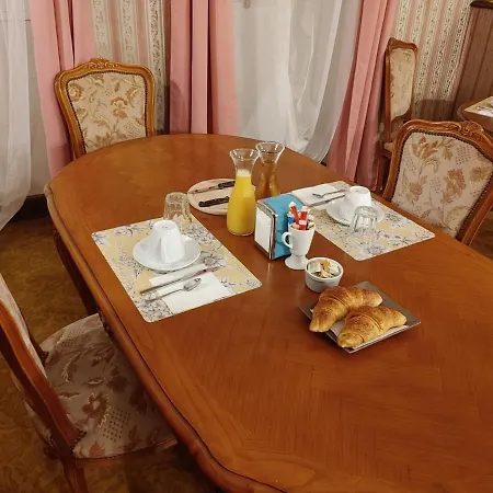 Nogapatio - - Bed and breakfast