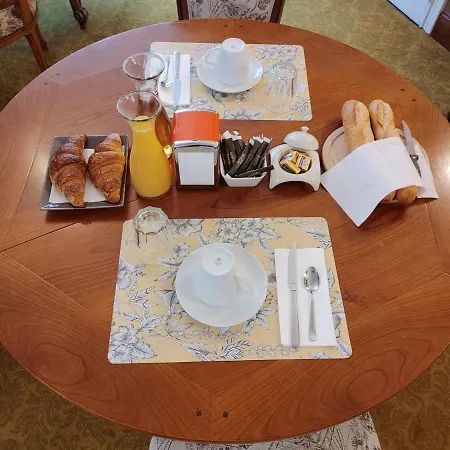 Bed and breakfast Nogapatio - -