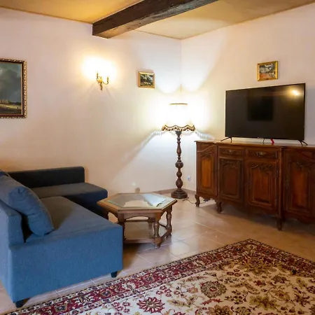 Nogapatio - - Nogaro